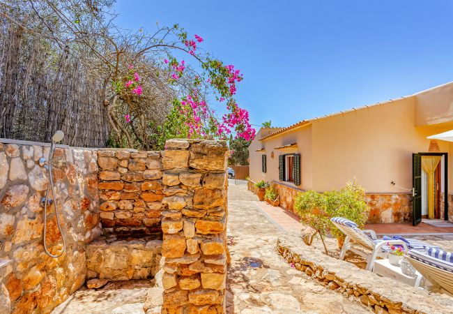 Casa en Cala Llombards - Can Juanito by dracmallorca Casa en Cala Llombards - Can Juanito by dracmallorca