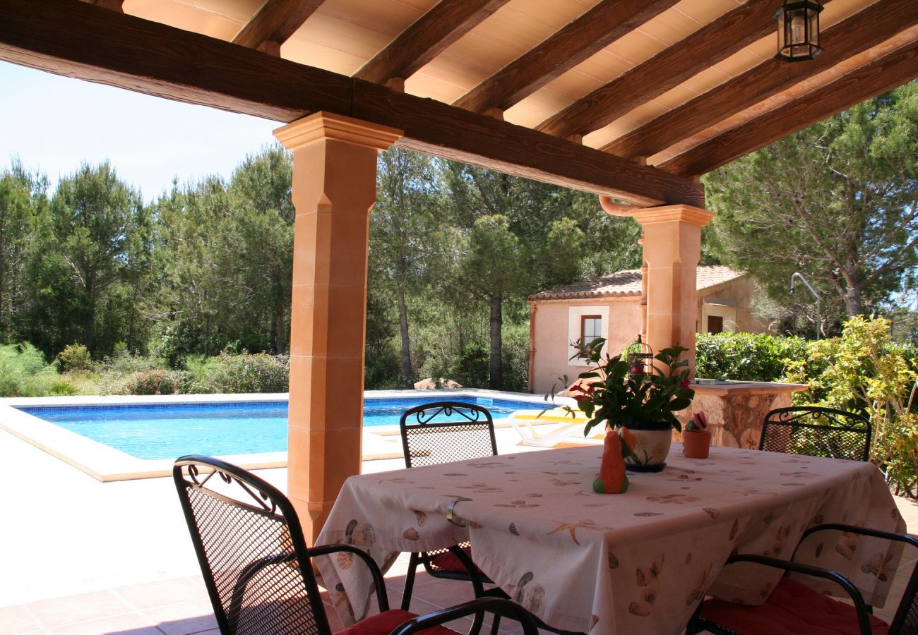 Casa rural en Porto Petro - Rustica Cala Mondrago