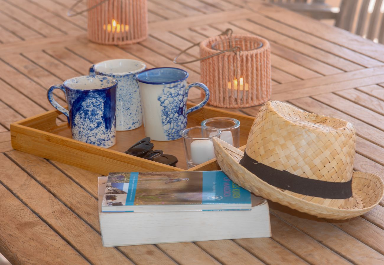 Finca en Es Llombards - Oasis de Luz en Es Llombards: Piscina, A/C y Horno Pizza (10p)