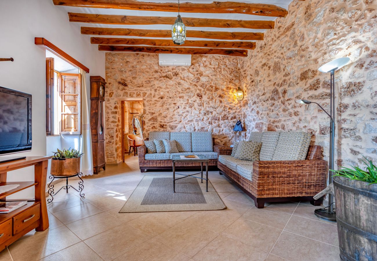 Finca en Calonge - Na Corme Nova by dracmallorca