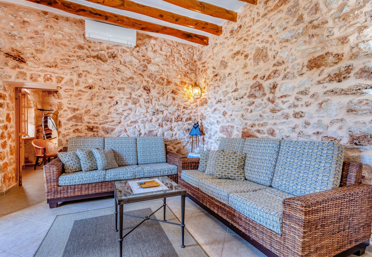 Finca en Calonge - Na Corme Nova by dracmallorca
