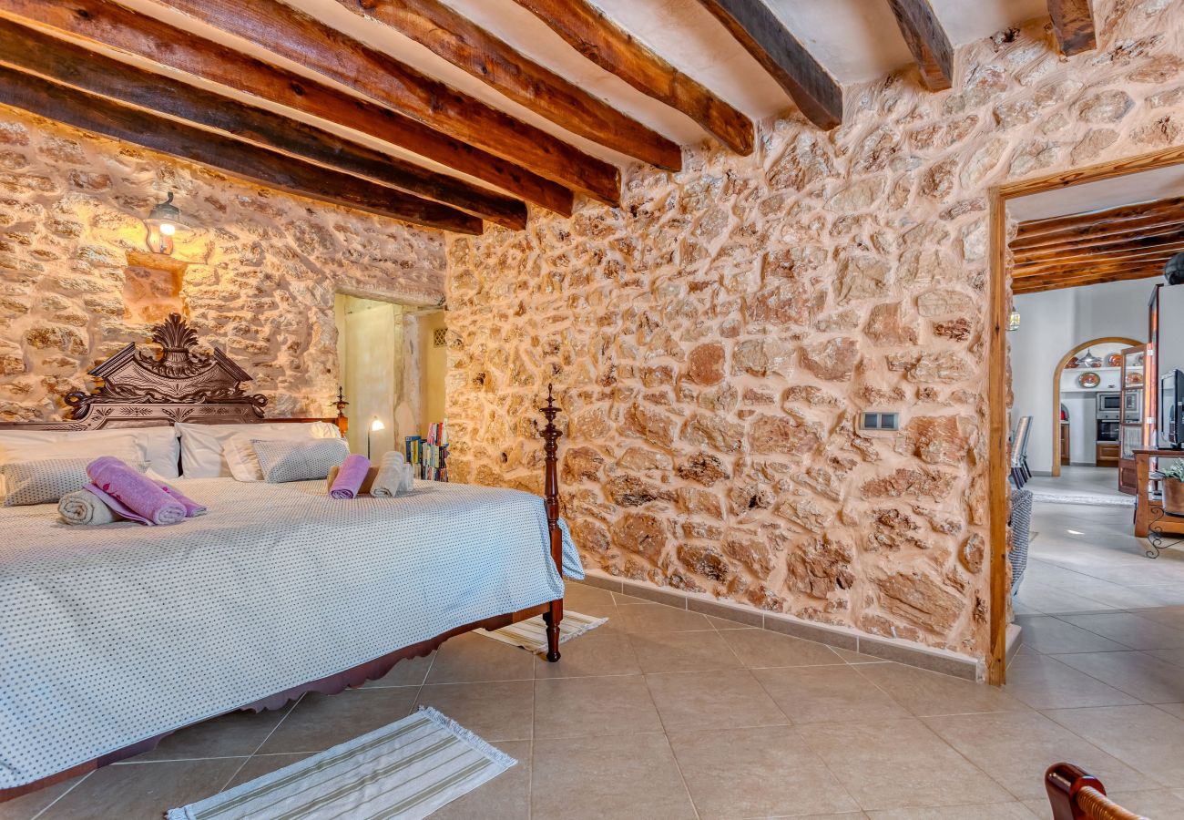 Finca en Calonge - Na Corme Nova by dracmallorca