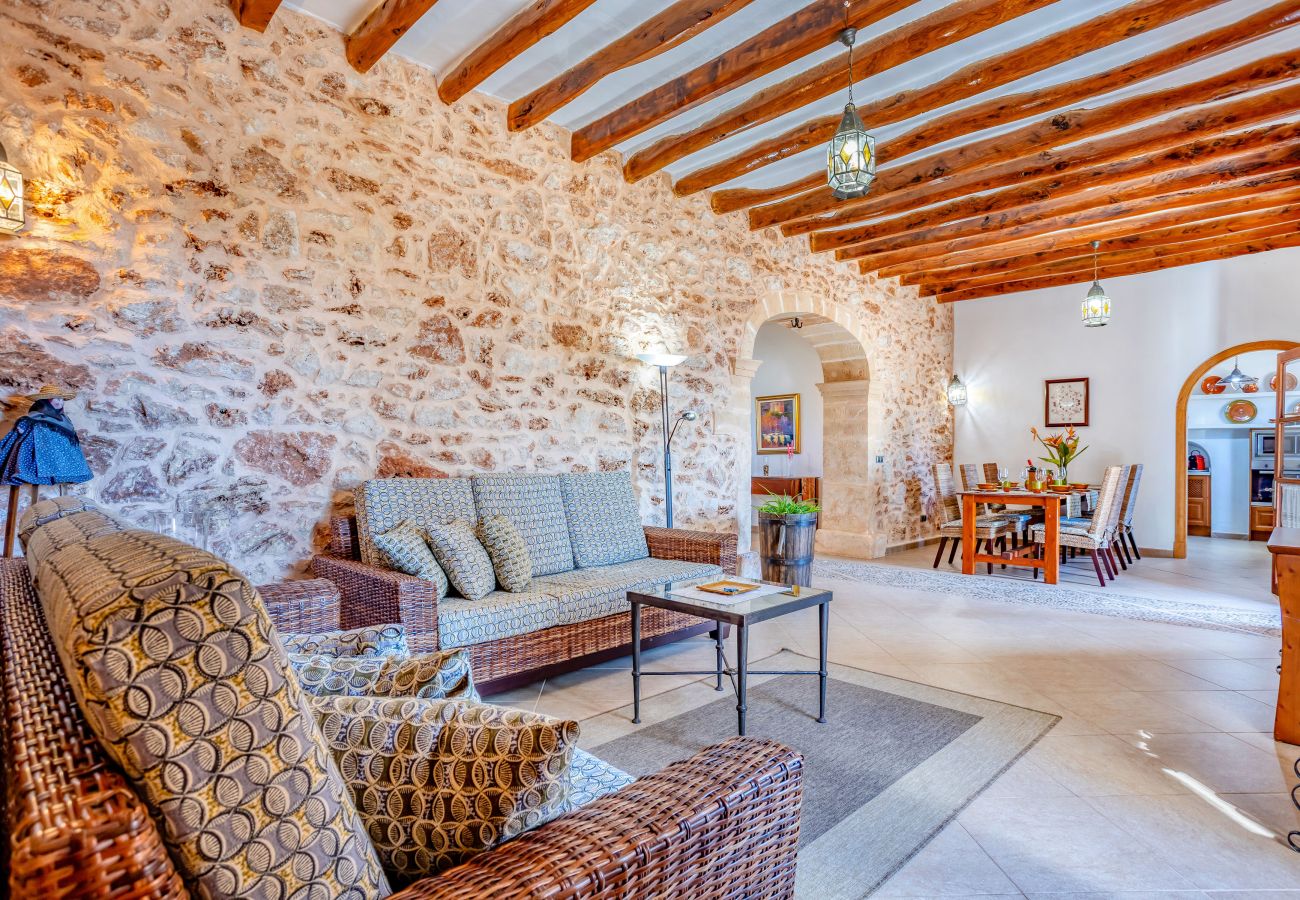 Finca en Calonge - Na Corme Nova by dracmallorca