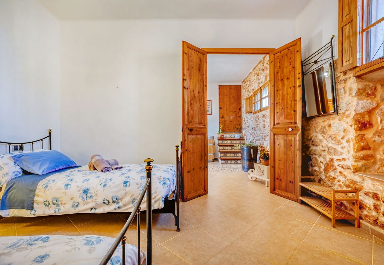 Finca en Calonge - Na Corme Nova by dracmallorca