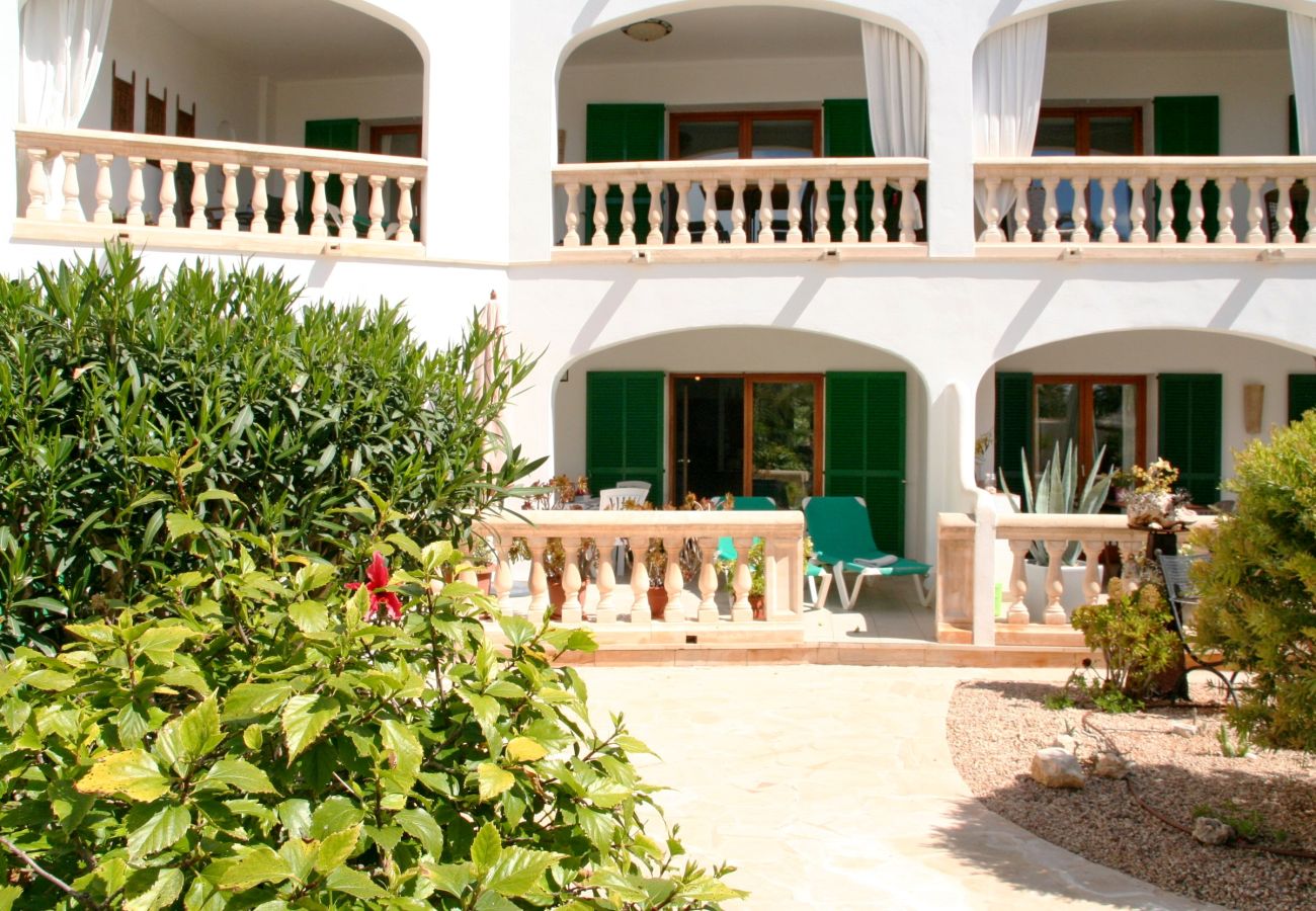 Apartament en Cala Santanyi - La Ardilla by dracmallorca