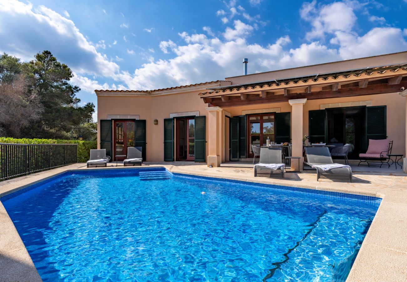 Chalet in Santanyi - Villa Esquina in Son Mojer-Cala Santanyí, in Strandnähe, mit Pool und Wifi