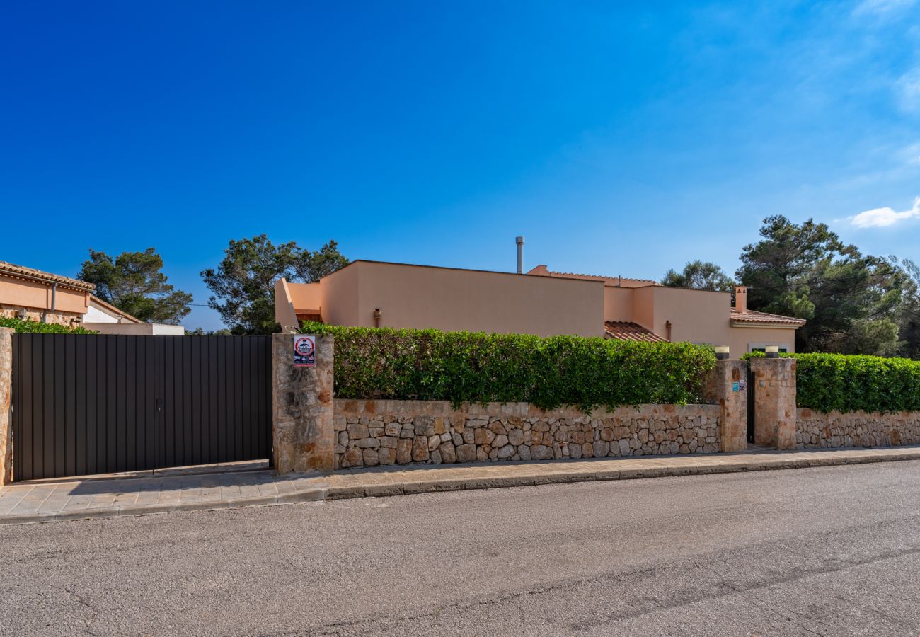 Chalet in Santanyi - Villa Esquina in Son Mojer-Cala Santanyí, in Strandnähe, mit Pool und Wifi