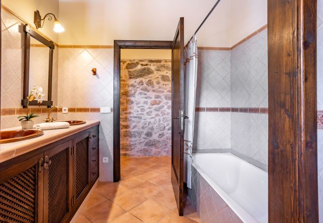 Country house in Santanyi - Sa Bassa Llova by dracmallorca Country house in Santanyi - Sa Bassa Llova by dracmallorca