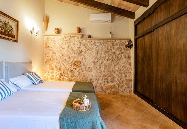 Country house in Santanyi - Sa Bassa Llova by dracmallorca Country house in Santanyi - Sa Bassa Llova by dracmallorca