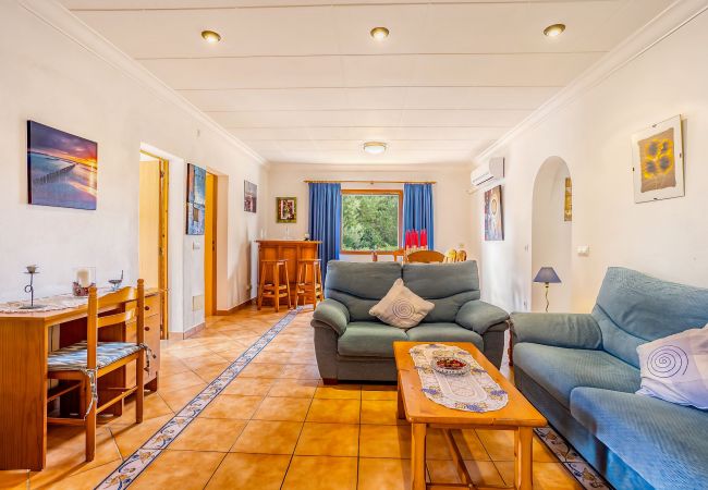 House in Cala Llombards - Casa Sergi by dracmallorca House in Cala Llombards - Casa Sergi by dracmallorca