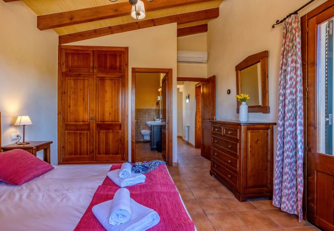 Country house in Cala Santanyi - Rustica Sa Talaia Vella by dracmallorca Country house in Cala Santanyi - Rustica Sa Talaia Vella by dracmallorca