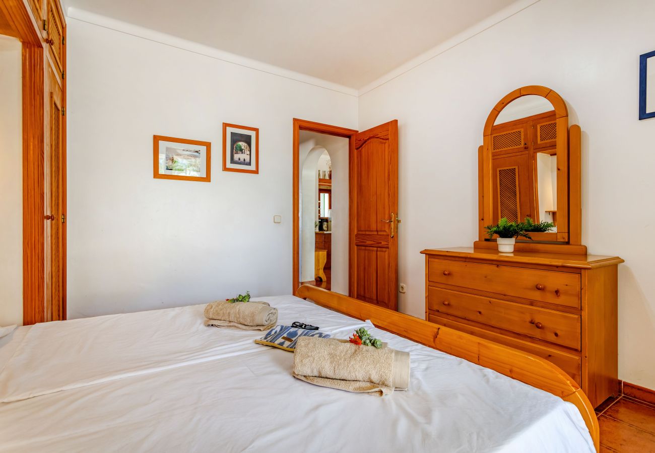 Apartment in Cala Santanyi - La Ardilla by dracmallorca