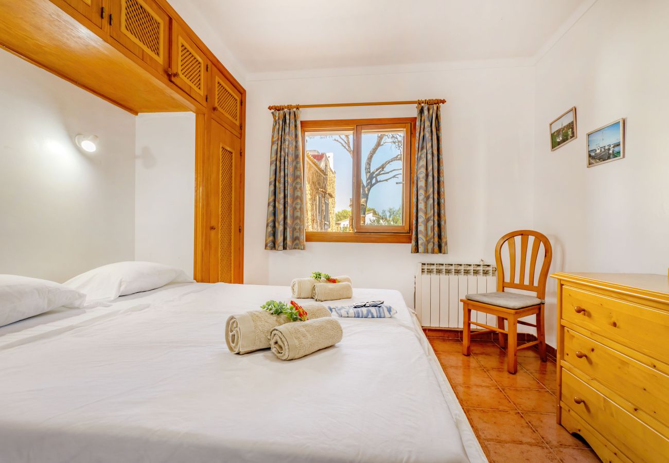 Apartment in Cala Santanyi - La Ardilla by dracmallorca