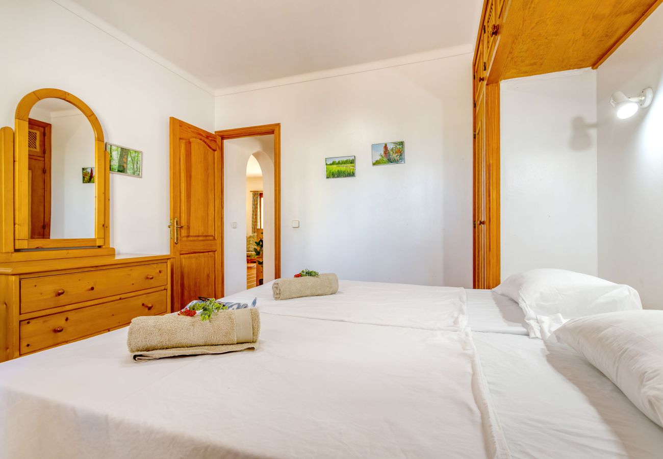 Apartment in Cala Santanyi - La Ardilla by dracmallorca