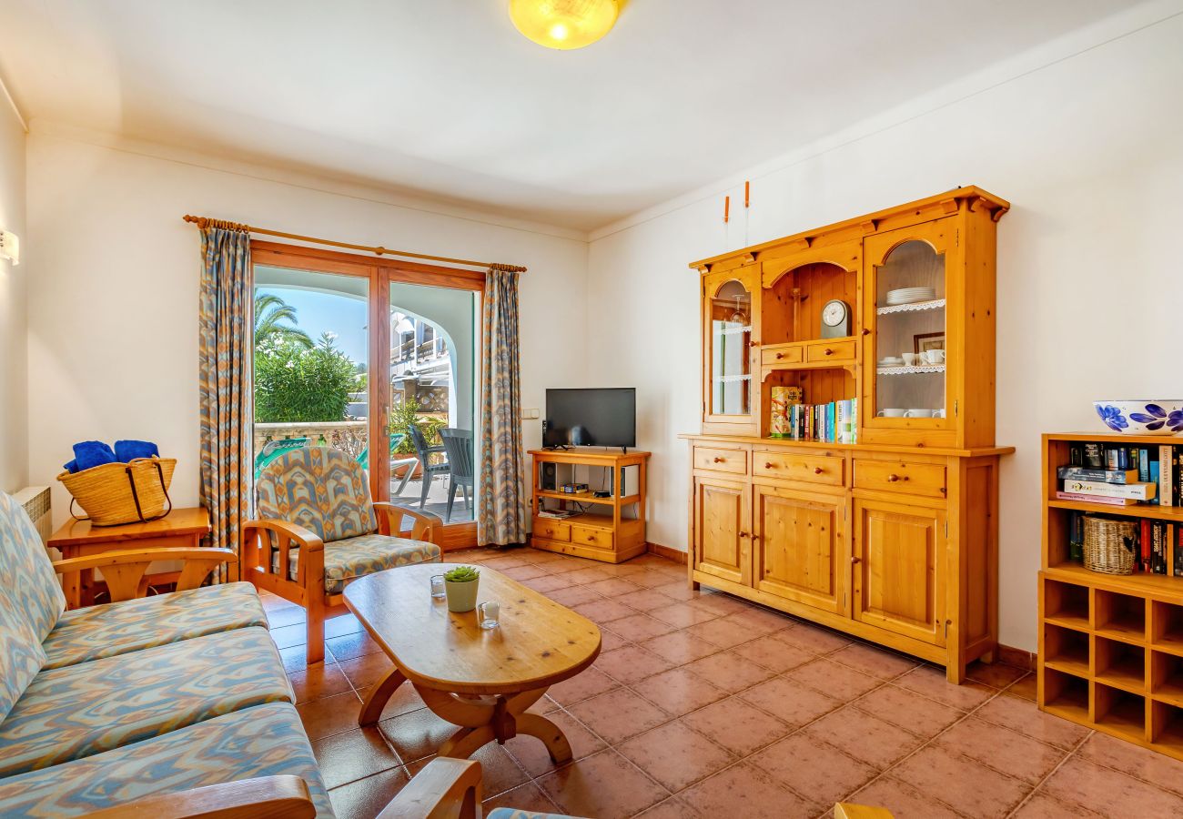 Apartment in Cala Santanyi - La Ardilla by dracmallorca