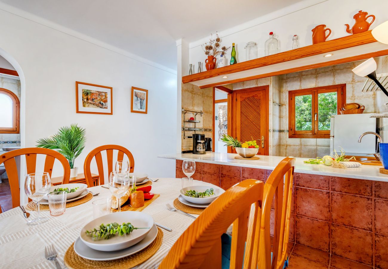 Apartment in Cala Santanyi - La Ardilla by dracmallorca