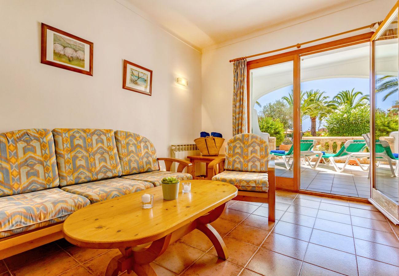 Apartment in Cala Santanyi - La Ardilla by dracmallorca